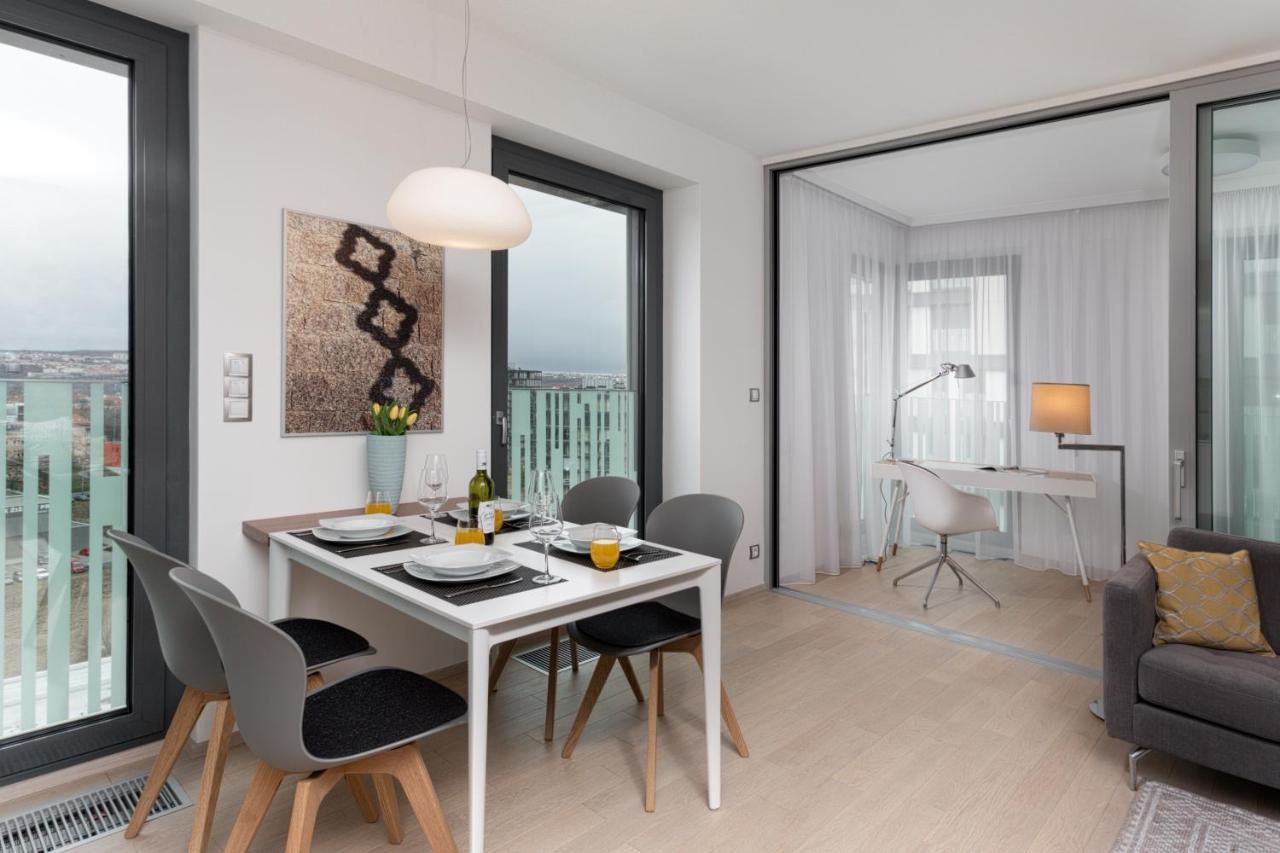 Prague Days - Luxurious Apartments In Trendy Zizkov Exterior photo